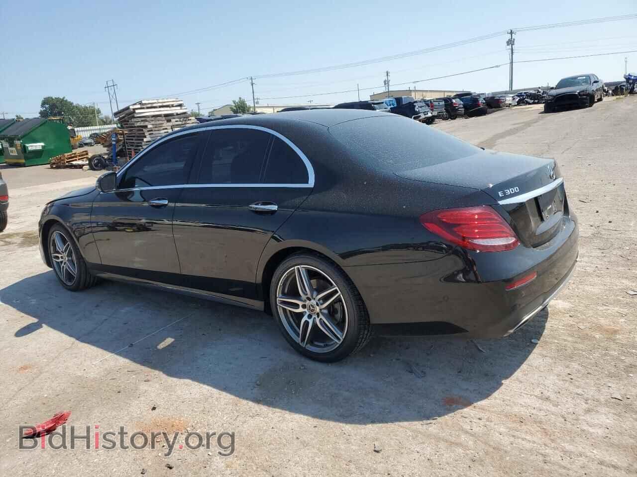 2018 MERCEDES-BENZ E-CLASS - VIN: WDDZF4KB5JA457688 - Фото 2