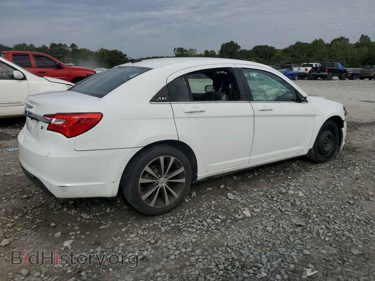 2013 CHRYSLER 200 - VIN: 1C3CCBBG4DN744725 - Photo 3