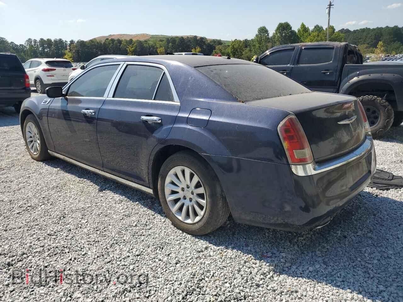 2013 CHRYSLER 300 - VIN: 2C3CCAAG1DH561433 - Фото 2