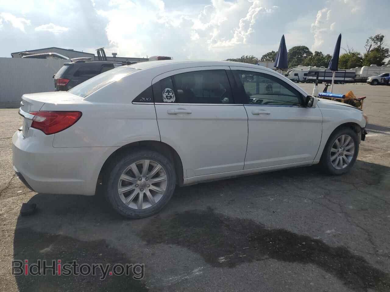 2012 CHRYSLER 200 - VIN: 1C3CCBBB3CN135581 - Фото 3
