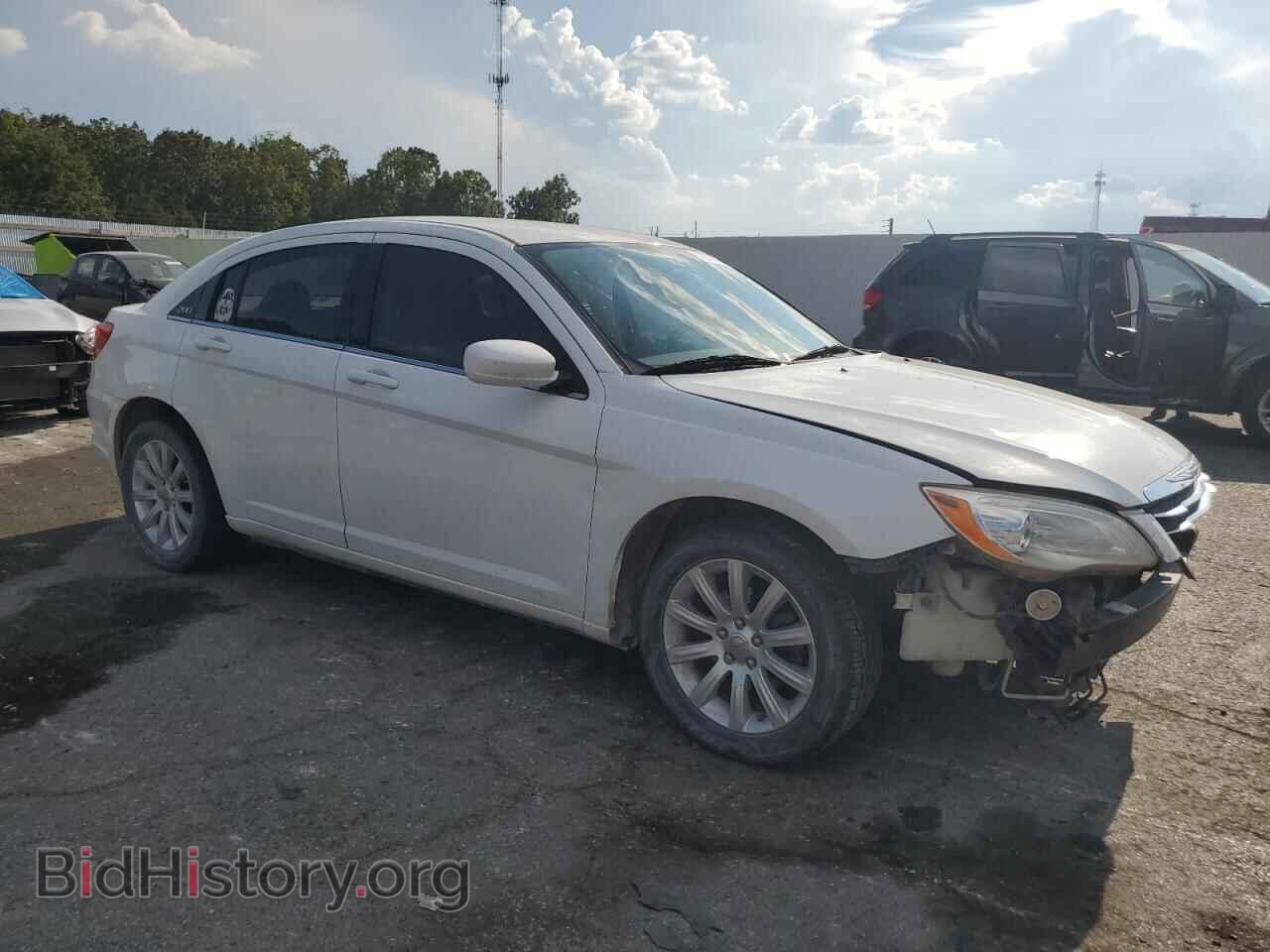 2012 CHRYSLER 200 - VIN: 1C3CCBBB3CN135581 - Фото 4