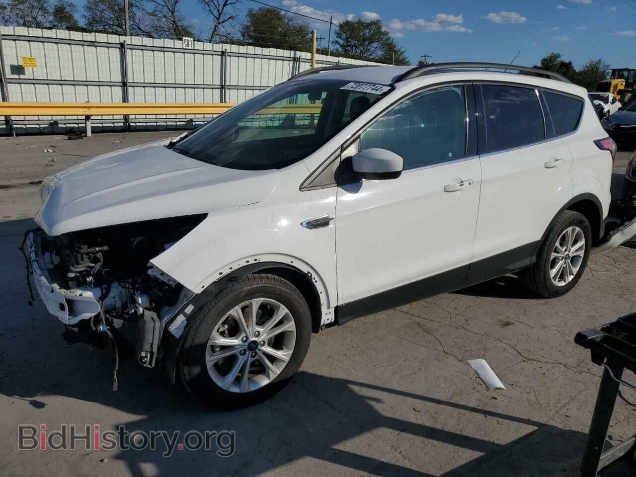 Фотография 1FMCU0G99JUB62804 - FORD ESCAPE 2018