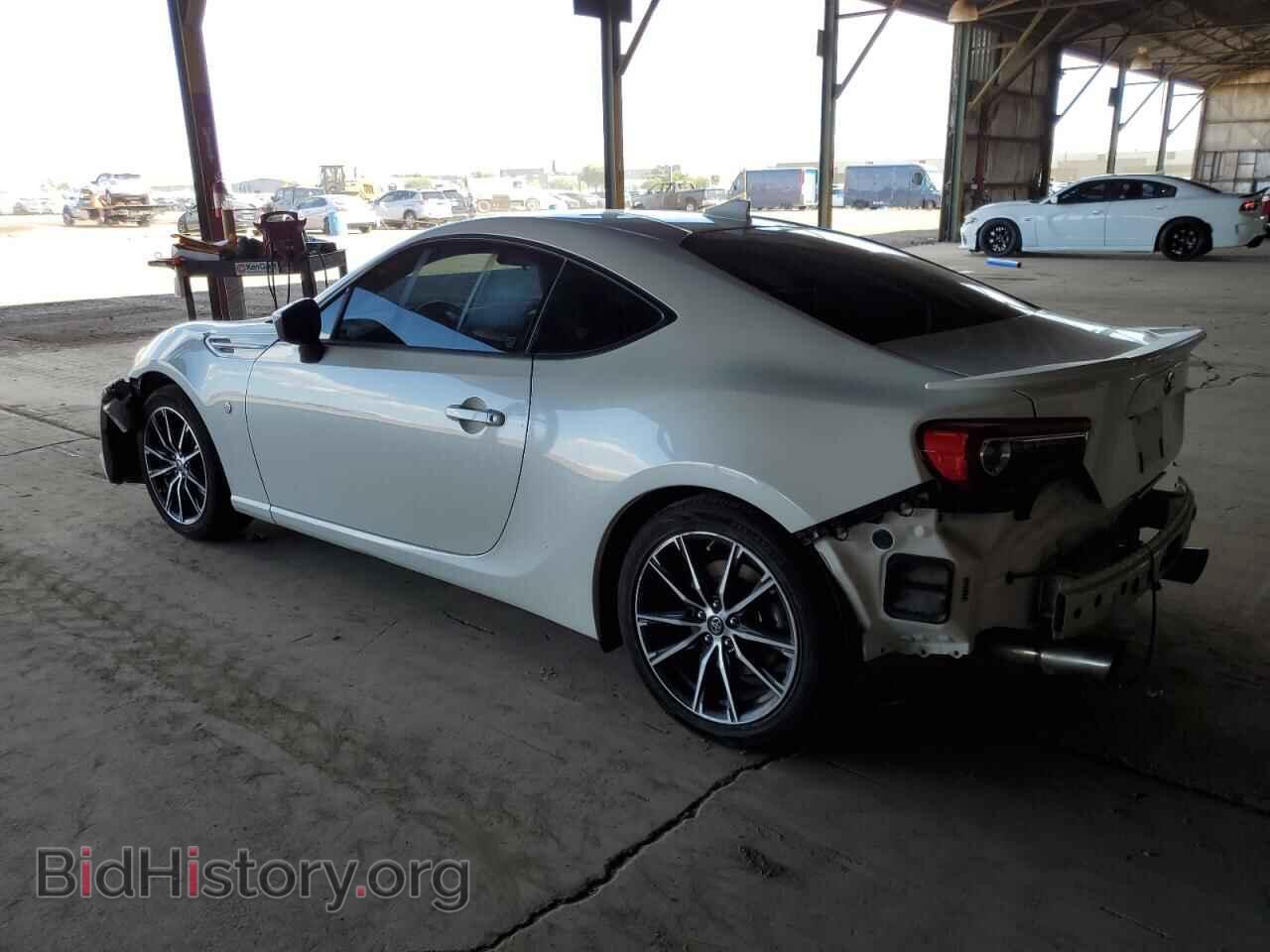 2017 TOYOTA 86 - VIN: JF1ZNAA11H9710530 - Фото 2