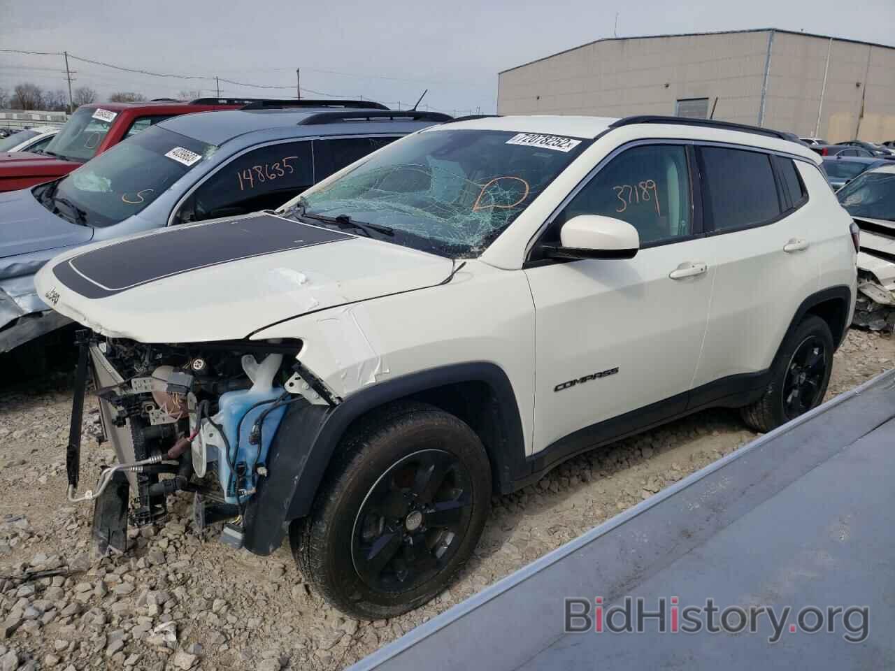 Photo 3C4NJDBB9JT362020 - JEEP COMPASS 2018