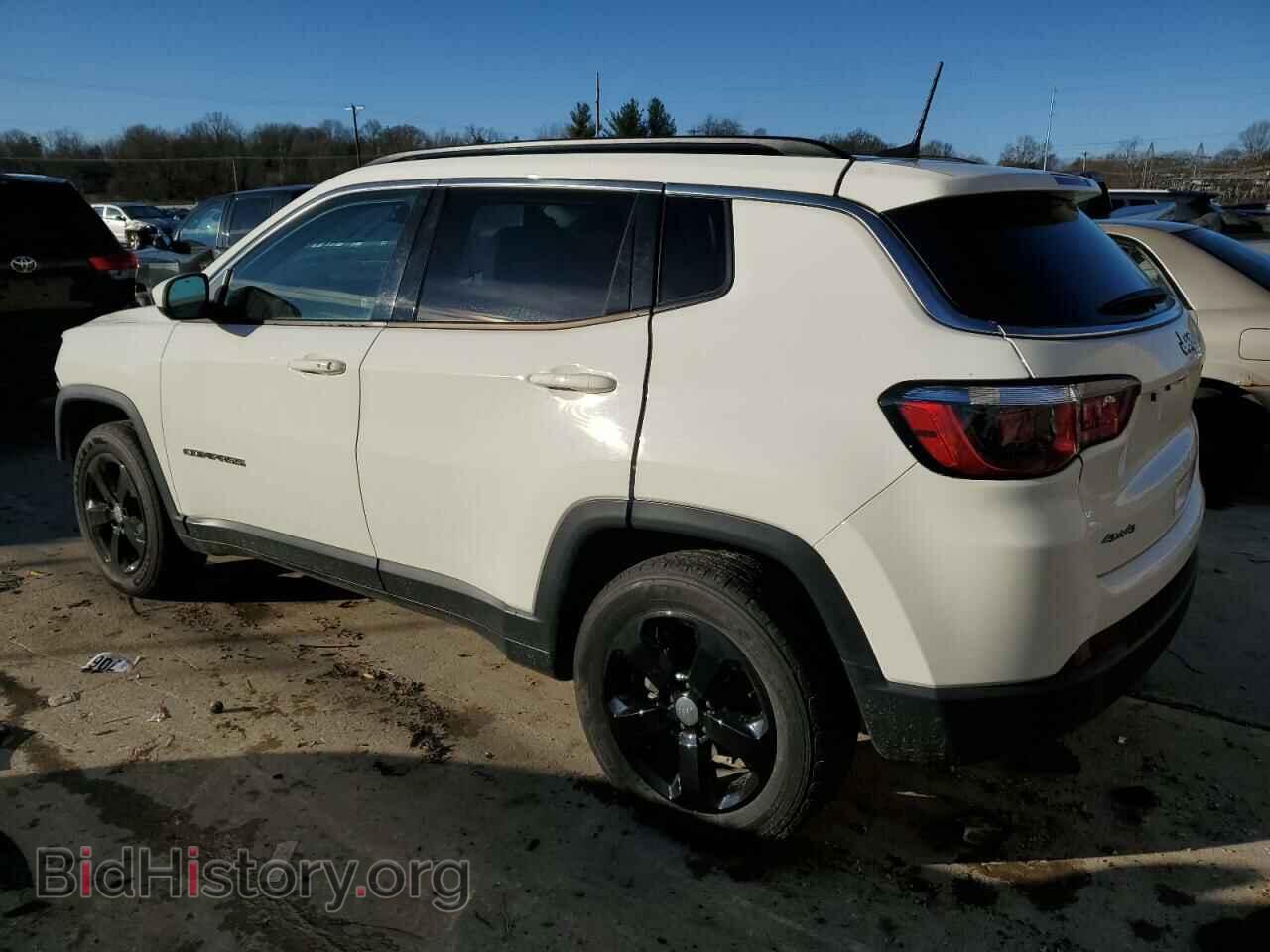 2018 JEEP COMPASS - VIN: 3C4NJDBB9JT362020 - Фото 2