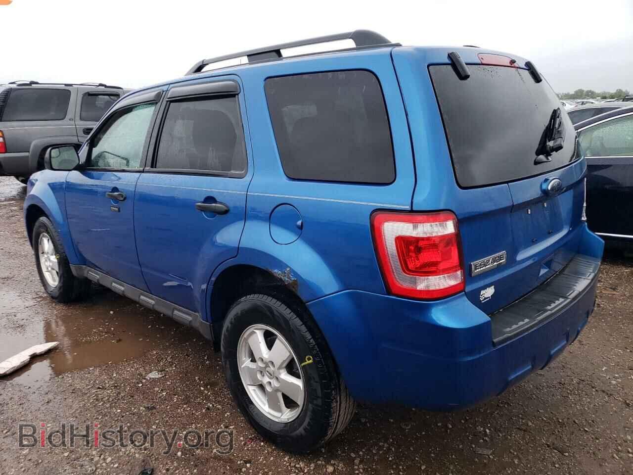 2011 FORD ESCAPE - VIN: 1FMCU0D76BKB11177 - Фото 2