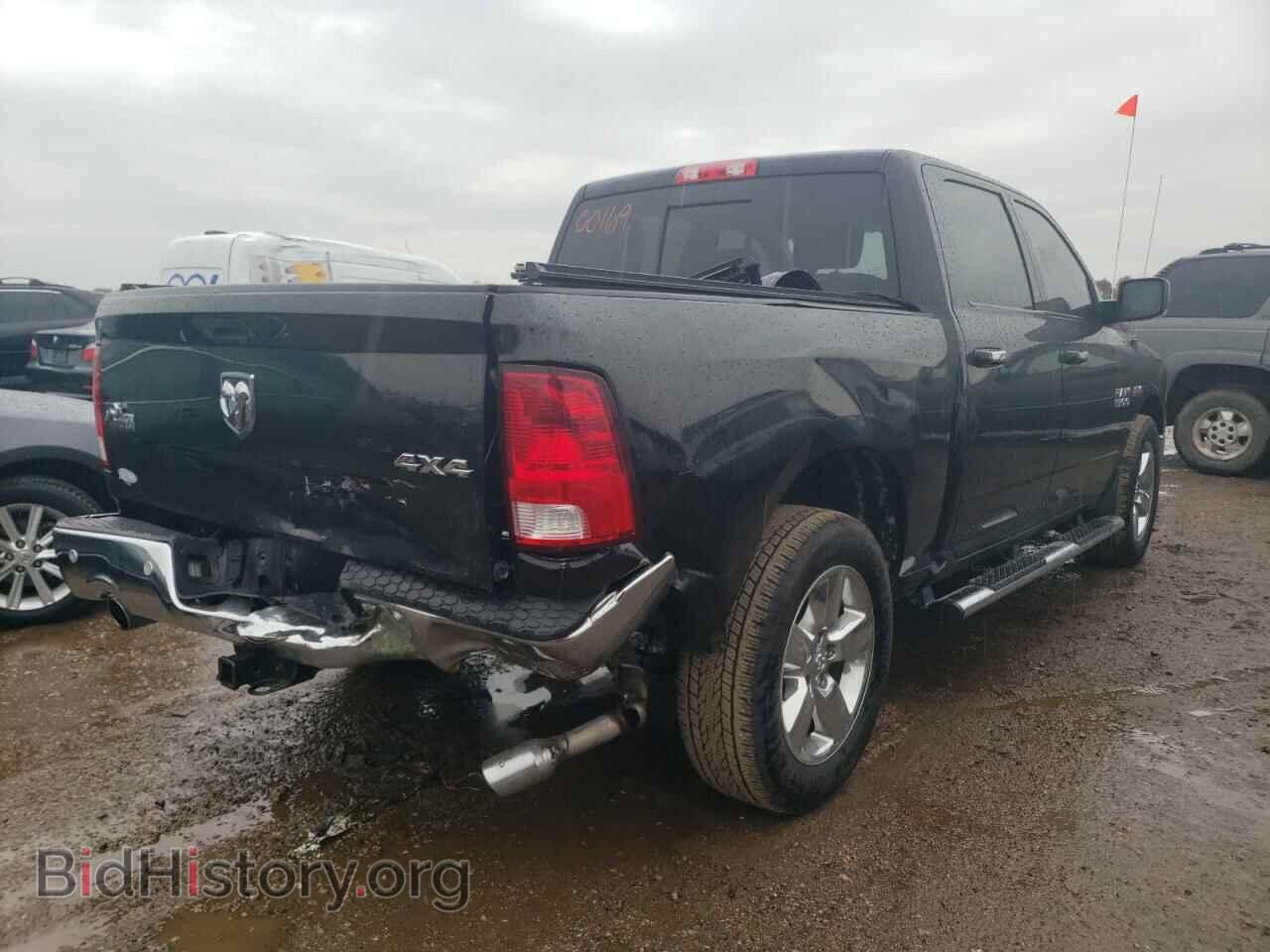 2016 RAM 1500 - VIN: 3C6RR7LT5GG228486 - Фото 3