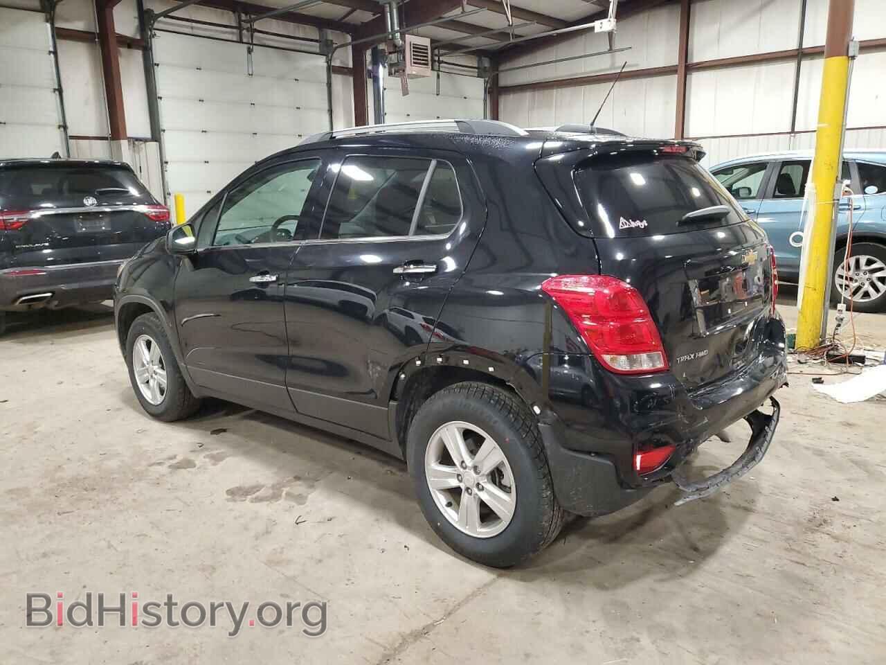 2020 CHEVROLET TRAX - VIN: 3GNCJPSB2LL321070 - Фото 2