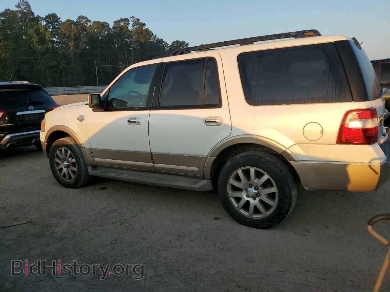 2011 FORD EXPEDITION - VIN: 1FMJU1H56BEF19392 - Фото 2