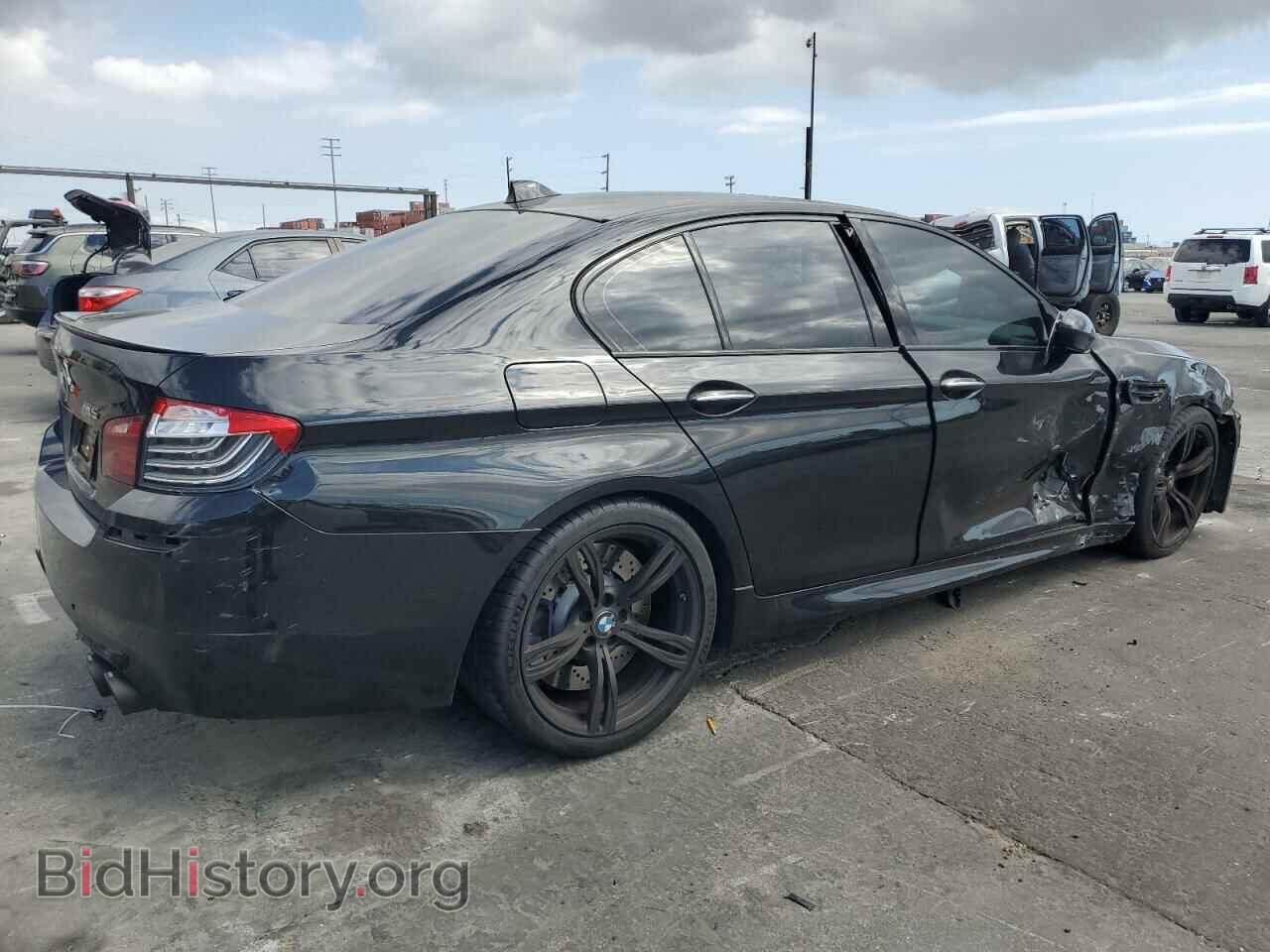 2015 BMW M5 - VIN: WBSFV9C56FD594465 - Фото 3