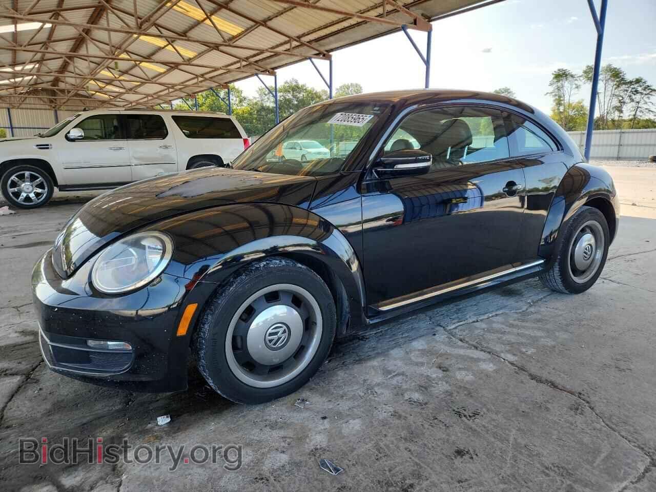 Photo 3VWJP7ATXCM607474 - VOLKSWAGEN BEETLE 2012