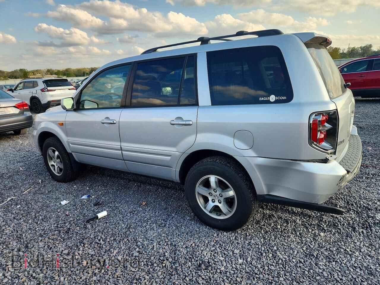 2008 Honda PILOT (VIN 5FNYF18328B052278) — фото 2 из 13