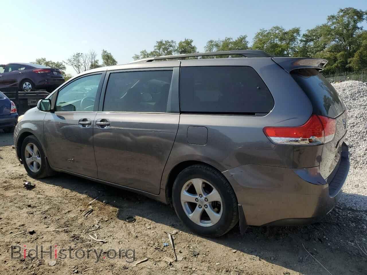 2011 TOYOTA All Models - VIN: 5TDKK3DCXBS084255 - Фото 2