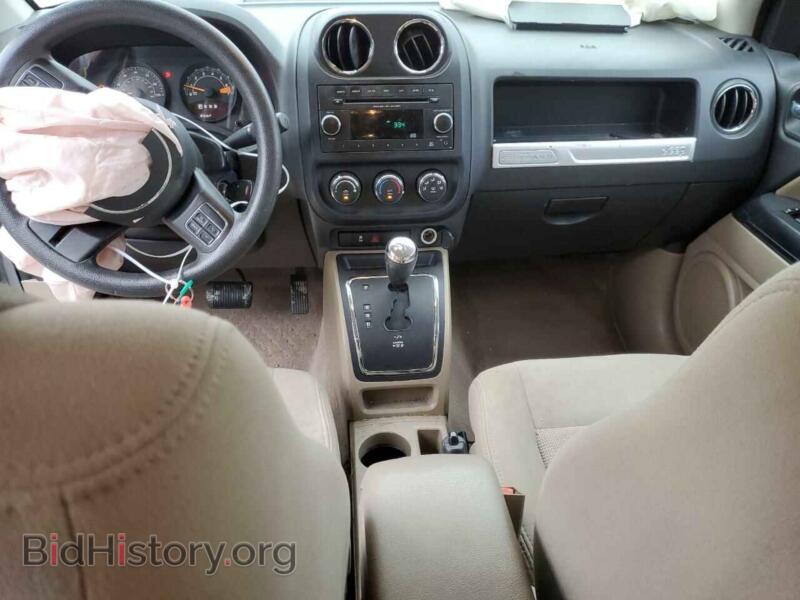 2015 Jeep COMPASS (VIN 1C4NJCBAXFD397616) — фото 8 из 14