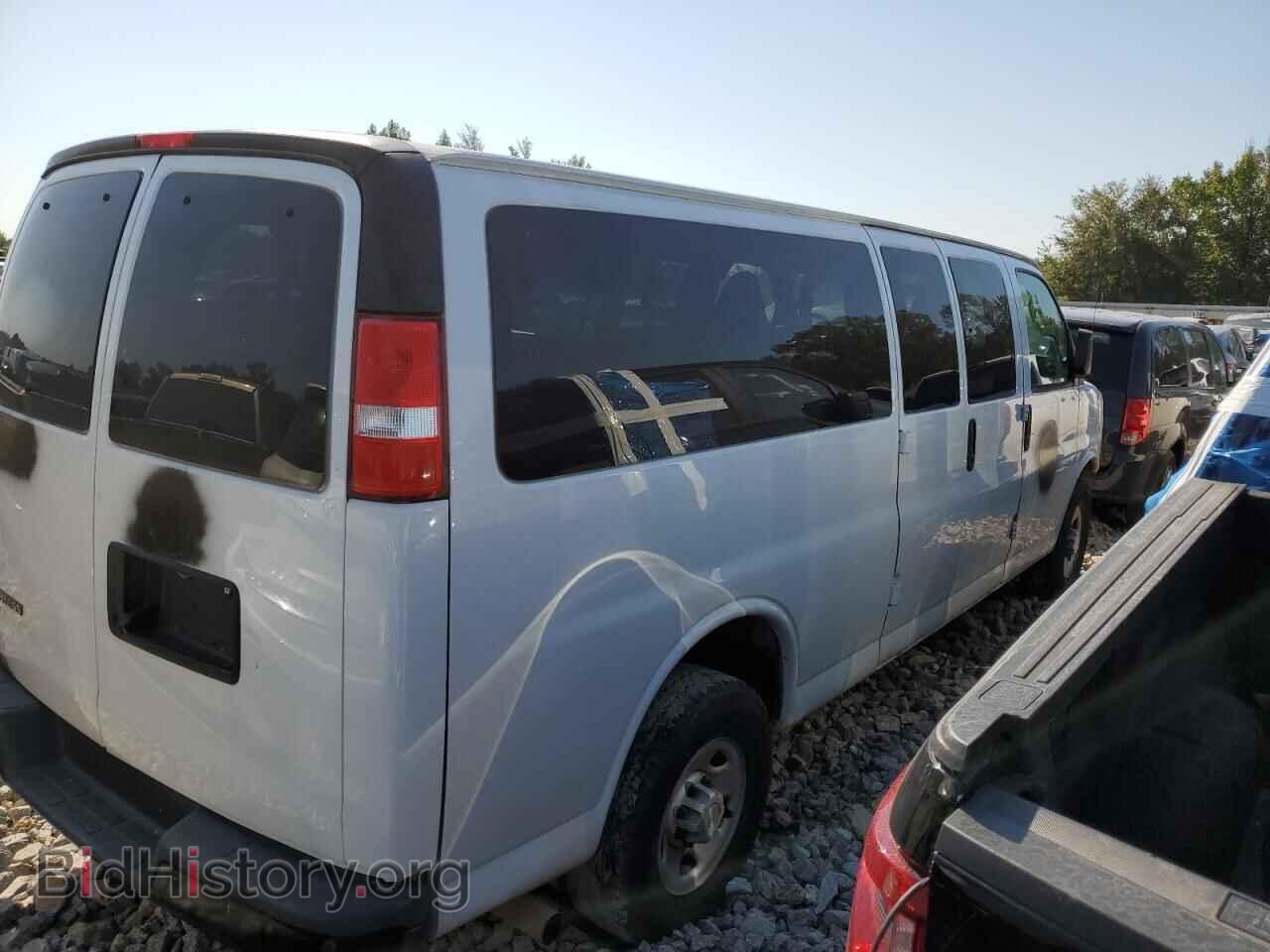 2019 CHEVROLET EXPRESS - VIN: 1GAZGNFP8K1364709 - Photo 3