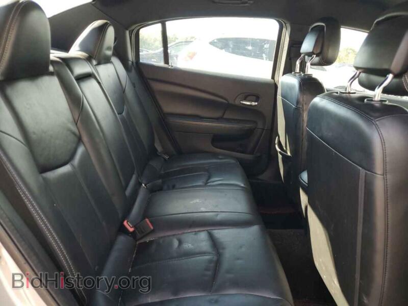 2011 Chrysler 200 (VIN 1C3BC2FB1BN598291) — фото 10 из 12