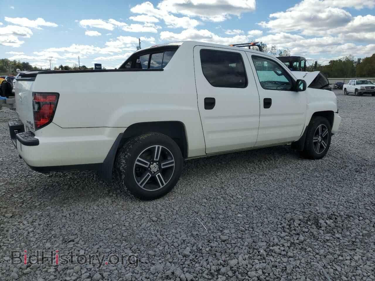 2013 HONDA RIDGELINE - VIN: 5FPYK1F78DB006988 - Фото 3