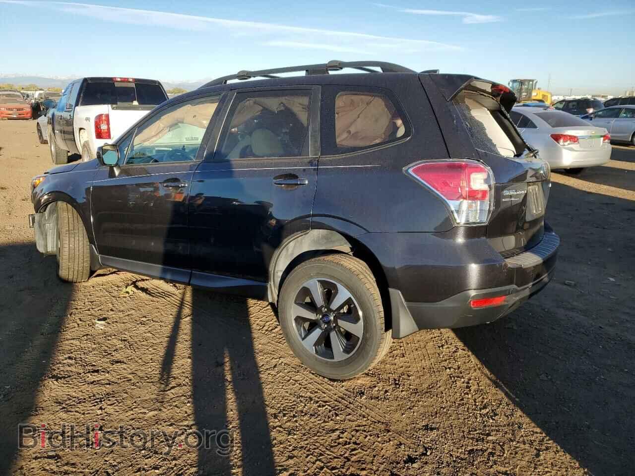 2017 SUBARU FORESTER - VIN: JF2SJAEC3HG802108 - Фото 2