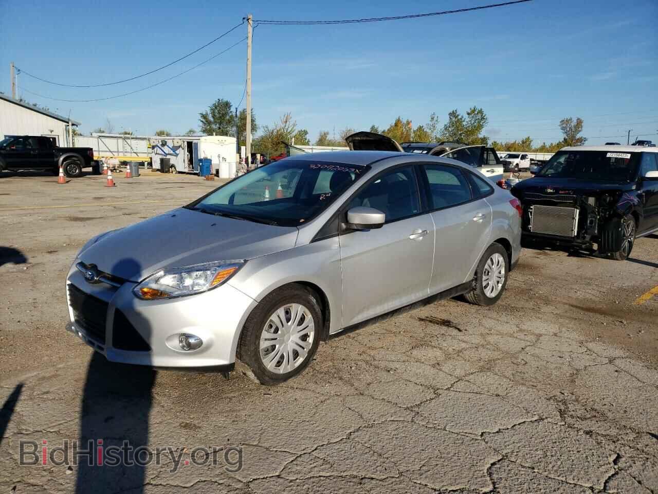 Photo 1FAHP3F23CL466944 - FORD FOCUS 2012