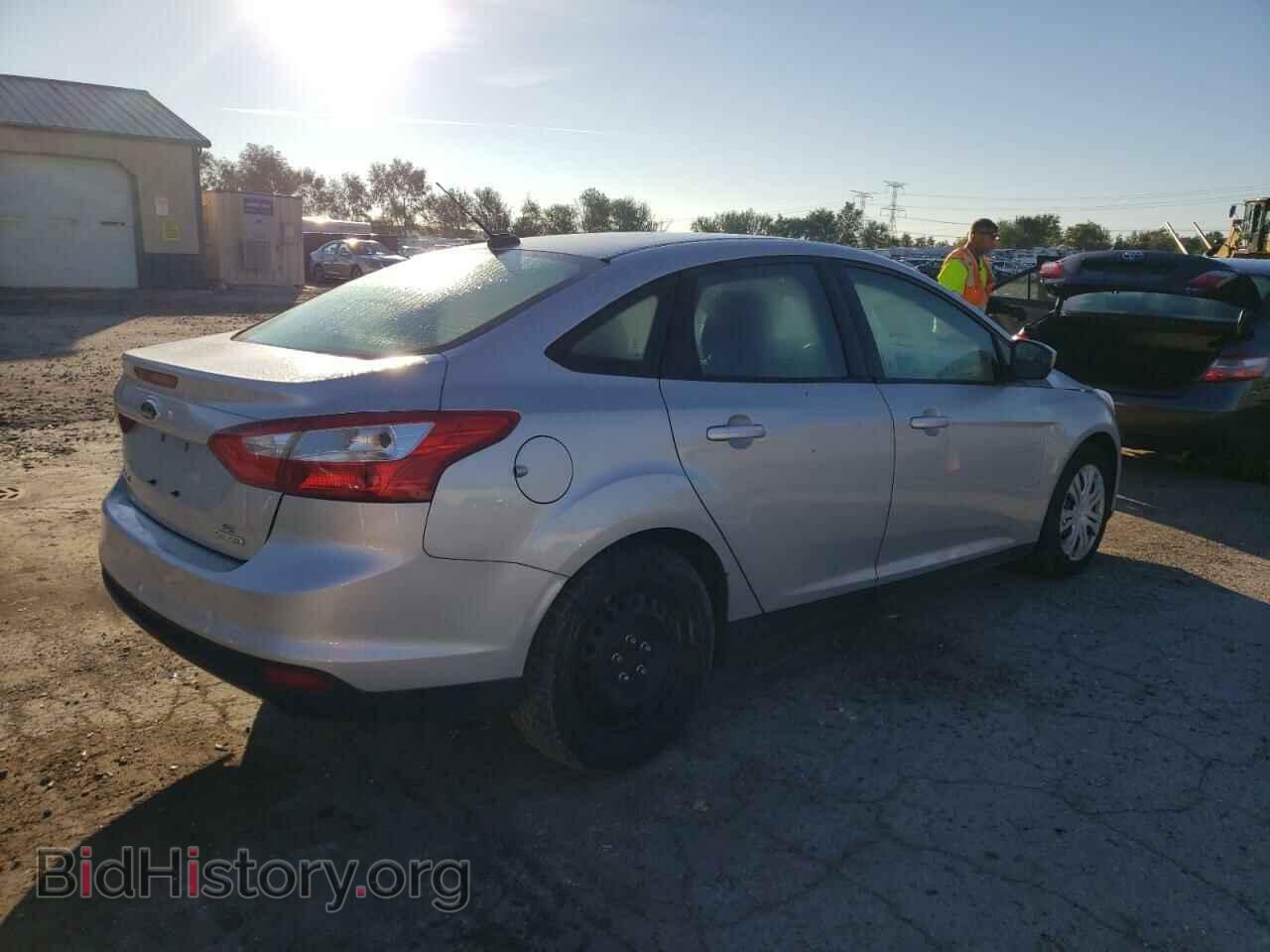2012 FORD FOCUS - VIN: 1FAHP3F23CL466944 - Photo 3