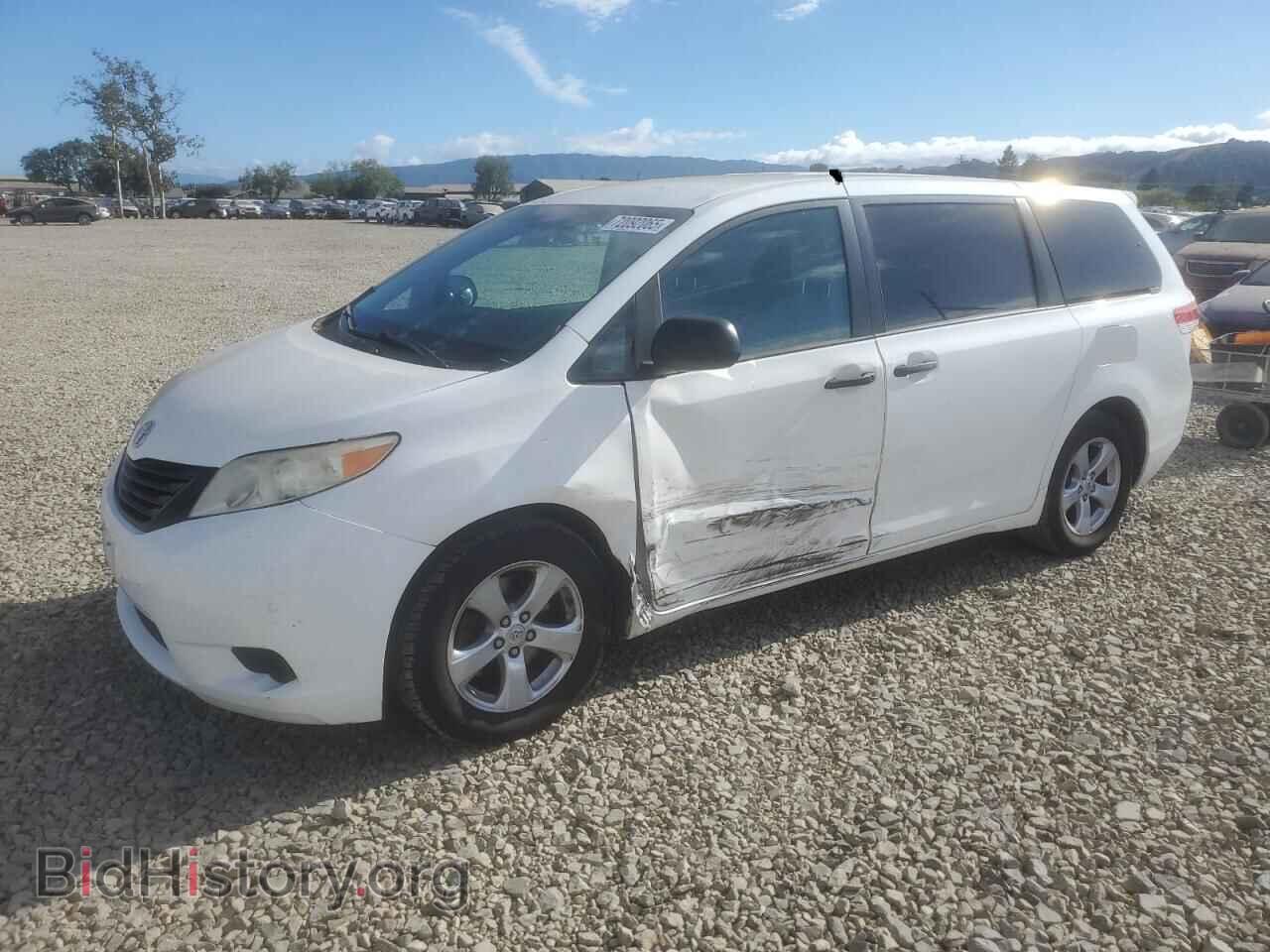 Photo 5TDZK3DC6BS040431 - TOYOTA All Models 2011