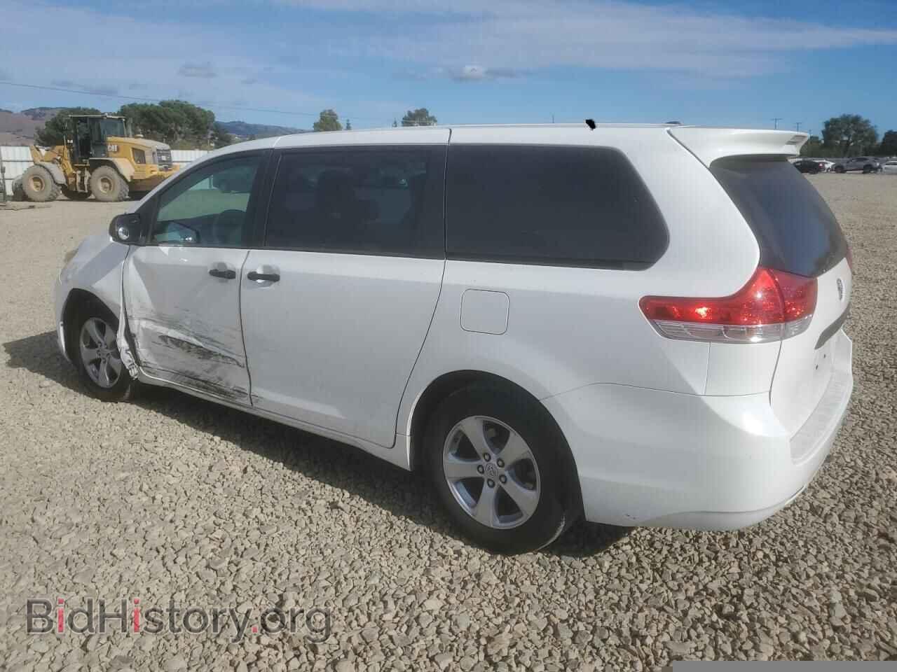 2011 TOYOTA All Models - VIN: 5TDZK3DC6BS040431 - Photo 2