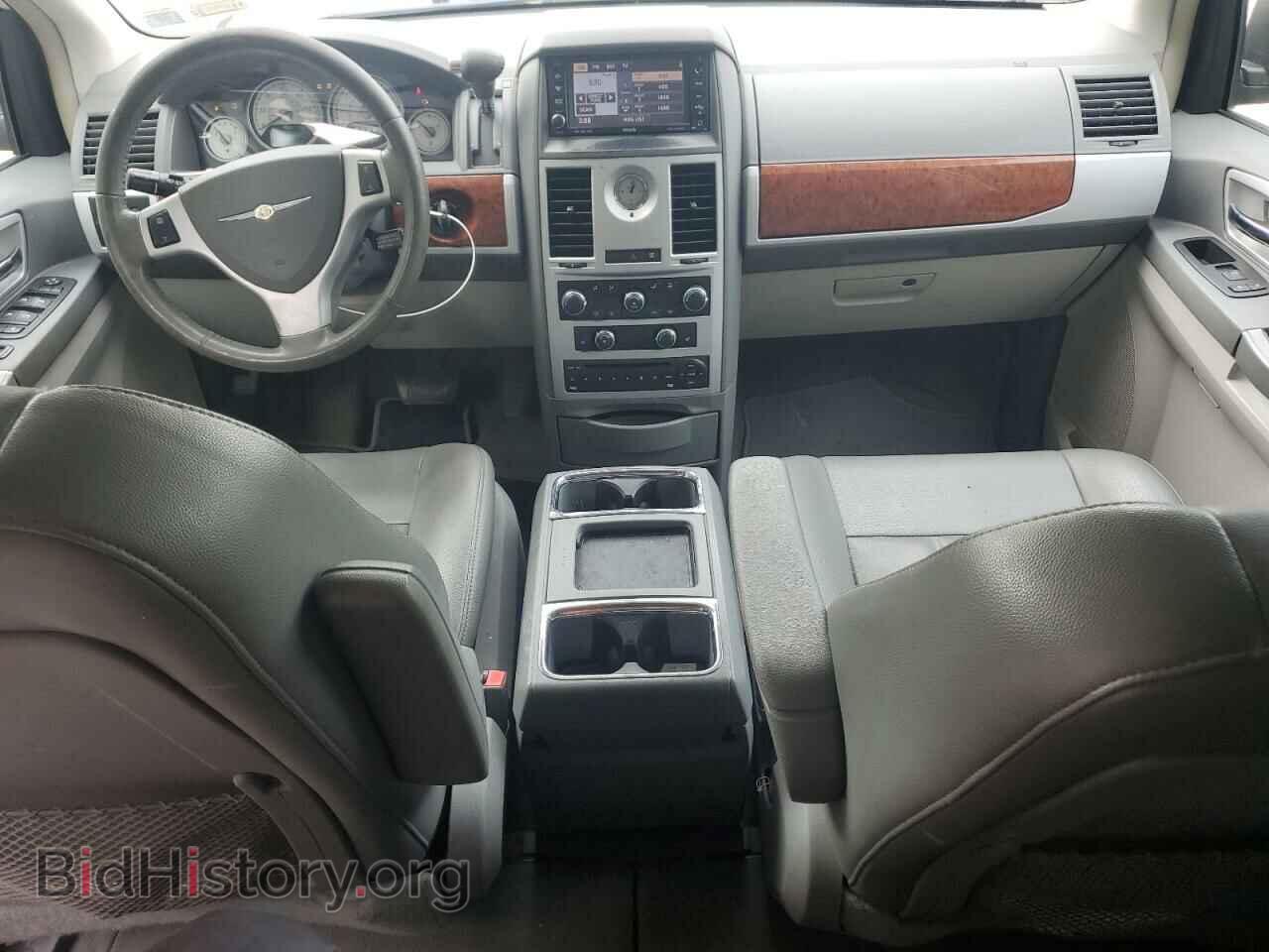 2009 CHRYSLER MINIVAN - VIN: 2A8HR54X99R589803 - Фото 8