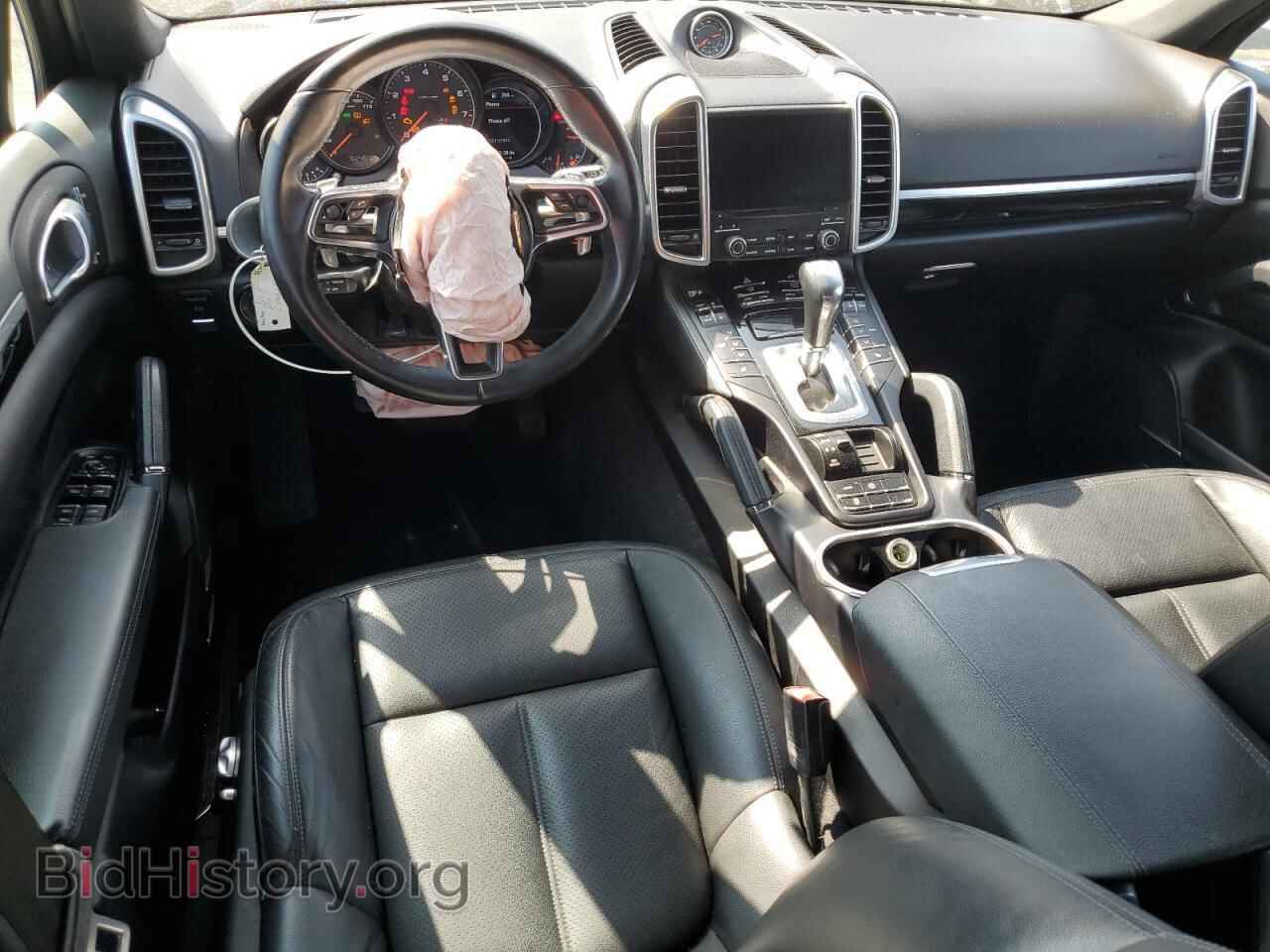 2017 PORSCHE CAYENNE - VIN: WP1AA2A26HKA90699 - Photo 8