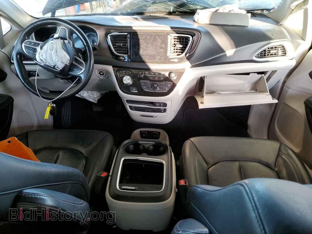 2019 CHRYSLER PACIFICA - VIN: 2C4RC1EG2KR738093 - Photo 8