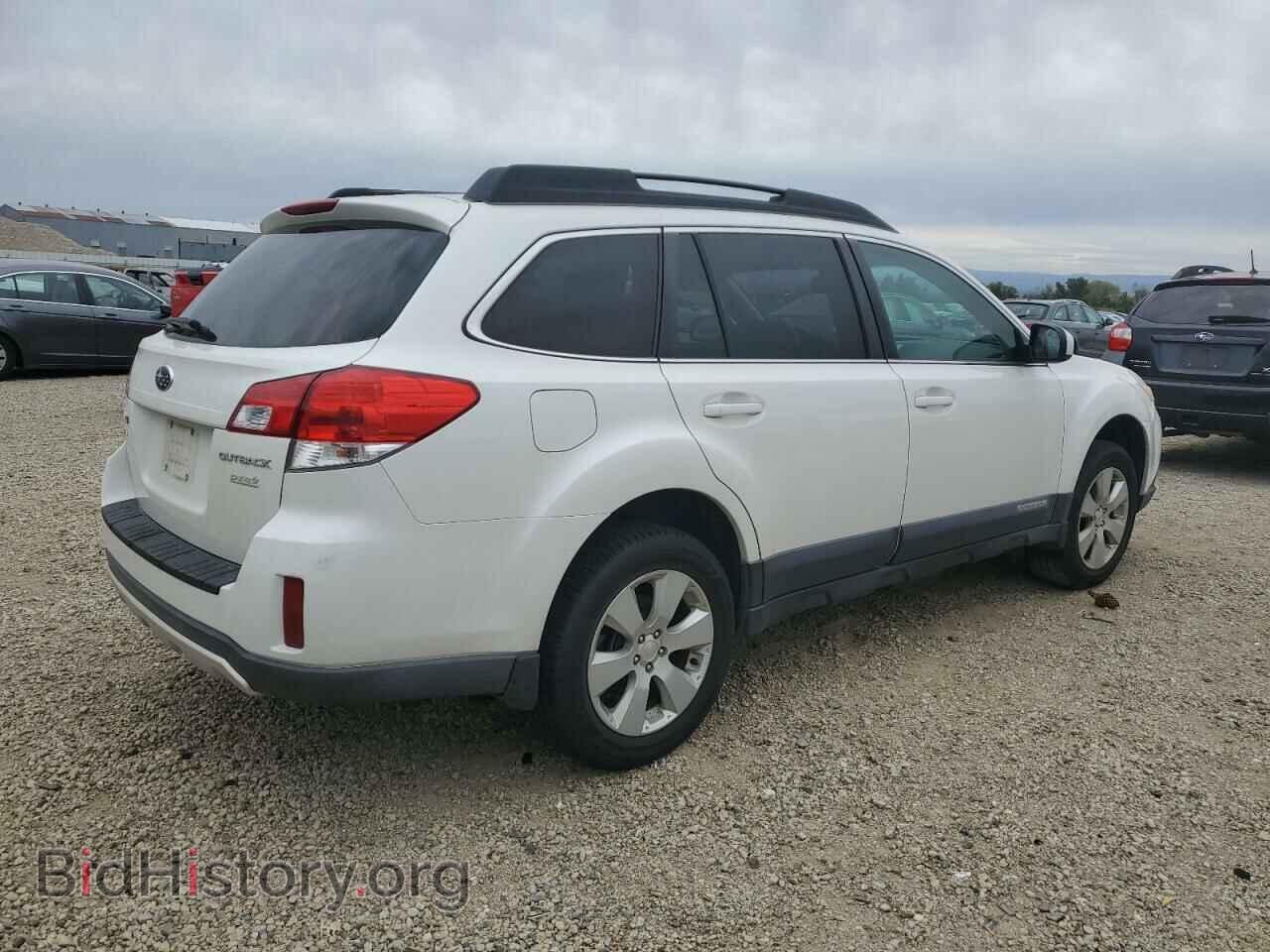 2012 SUBARU OUTBACK - VIN: 4S4BRBCC7C3263875 - Фото 3