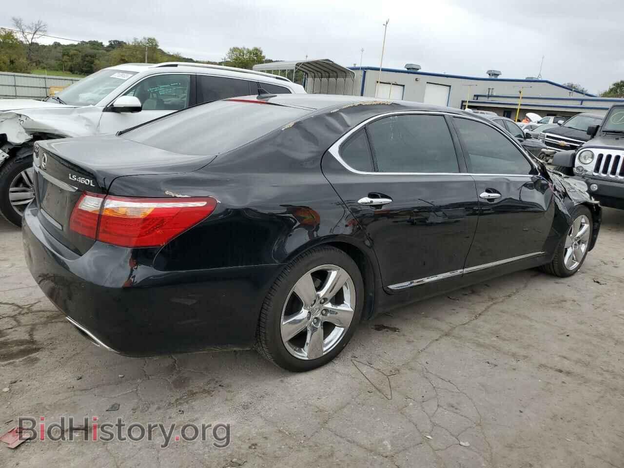 2011 LEXUS LS460 - VIN: JTHGL5EF1B5042004 - Photo 3