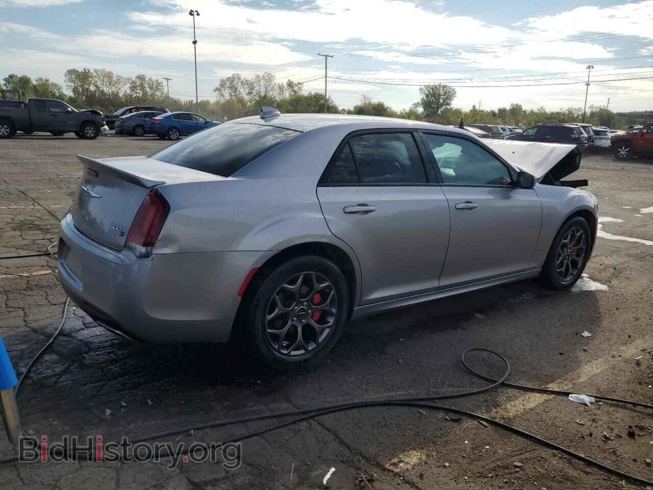 2017 CHRYSLER 300 - VIN: 2C3CCAGG0HH597580 - Фото 3