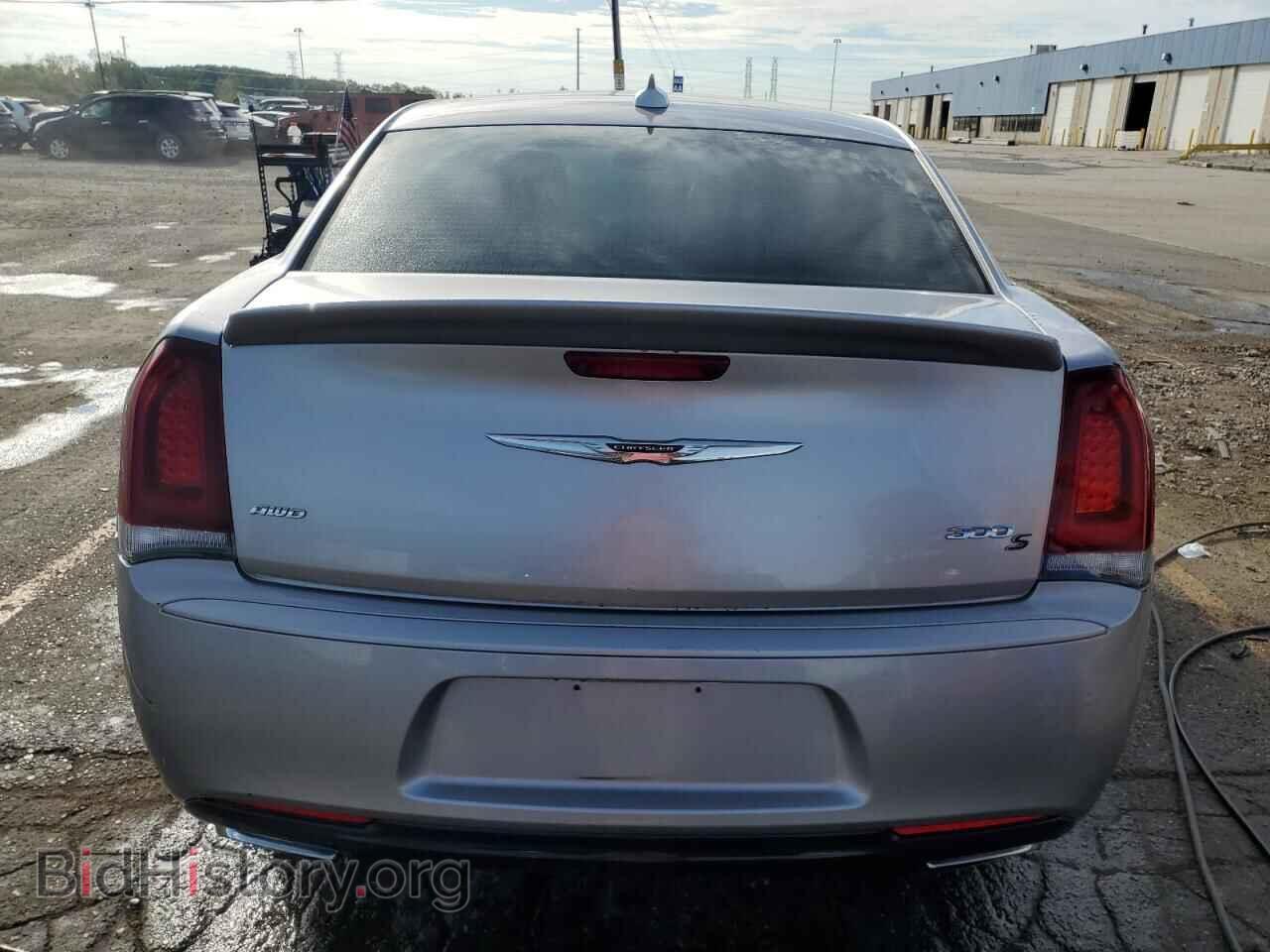 2017 CHRYSLER 300 - VIN: 2C3CCAGG0HH597580 - Фото 6