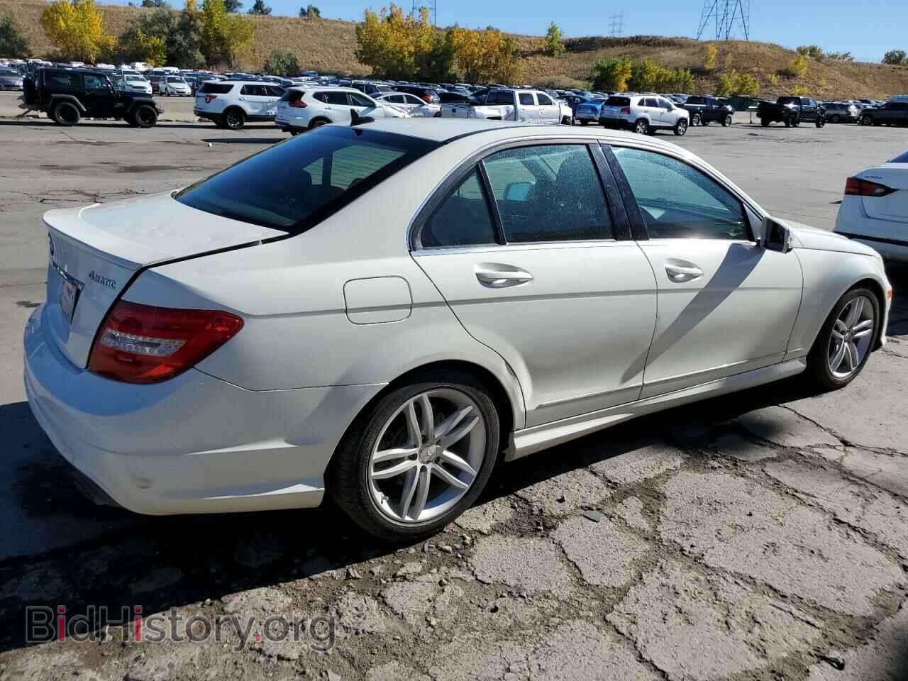2012 MERCEDES-BENZ C-CLASS - VIN: WDDGF8BB6CA727156 - Фото 3