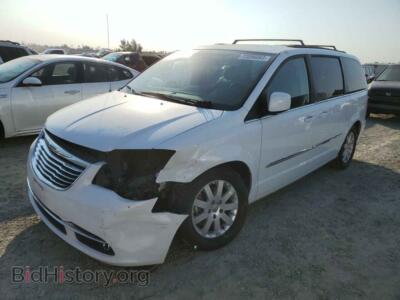 2014 Chrysler MINIVAN Town & COU, white — VIN 2C4RC1BG3ER348130, Copart