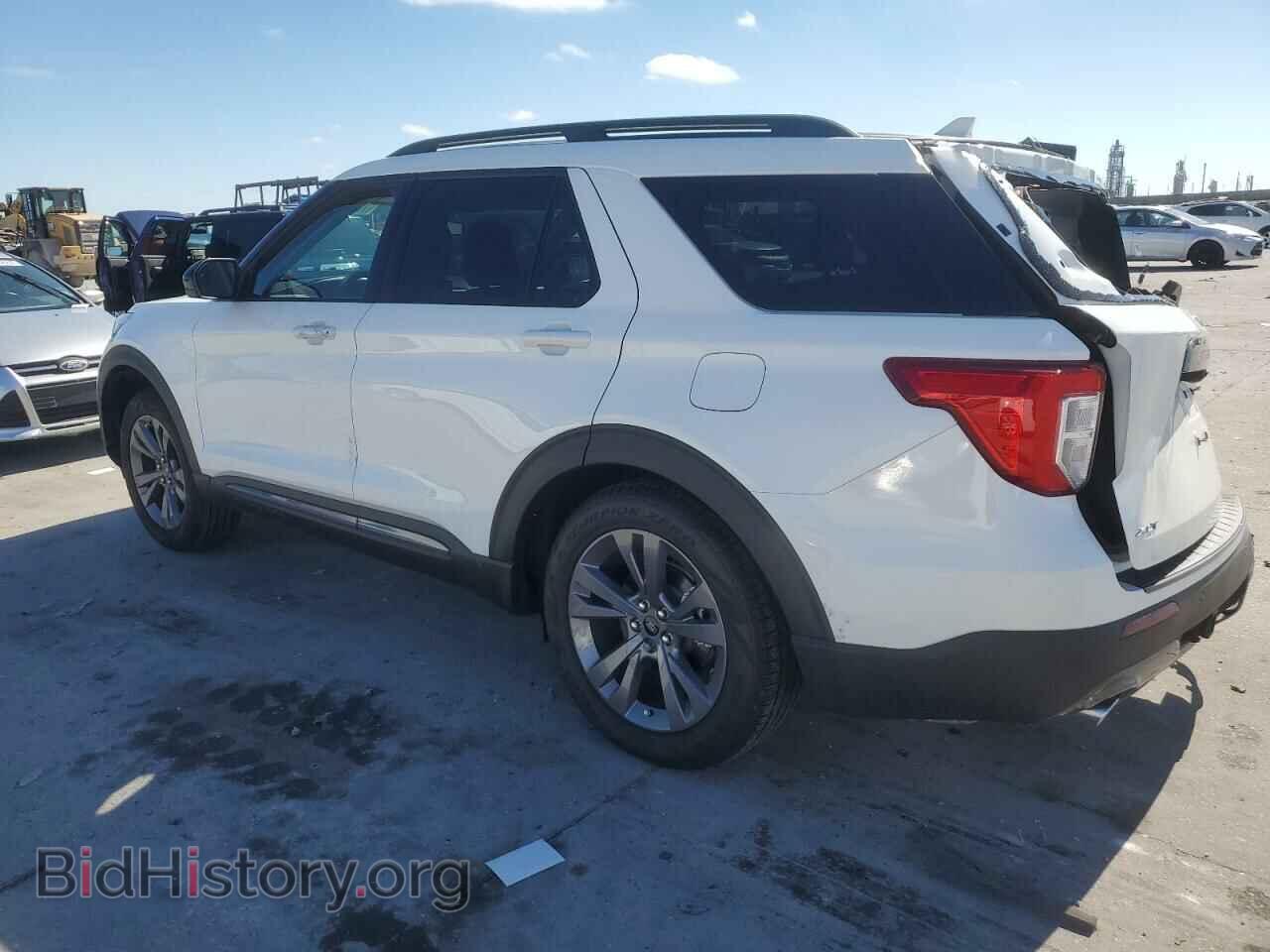 2023 FORD EXPLORER - VIN: 1FMSK7DH2PGA72844 - Photo 2