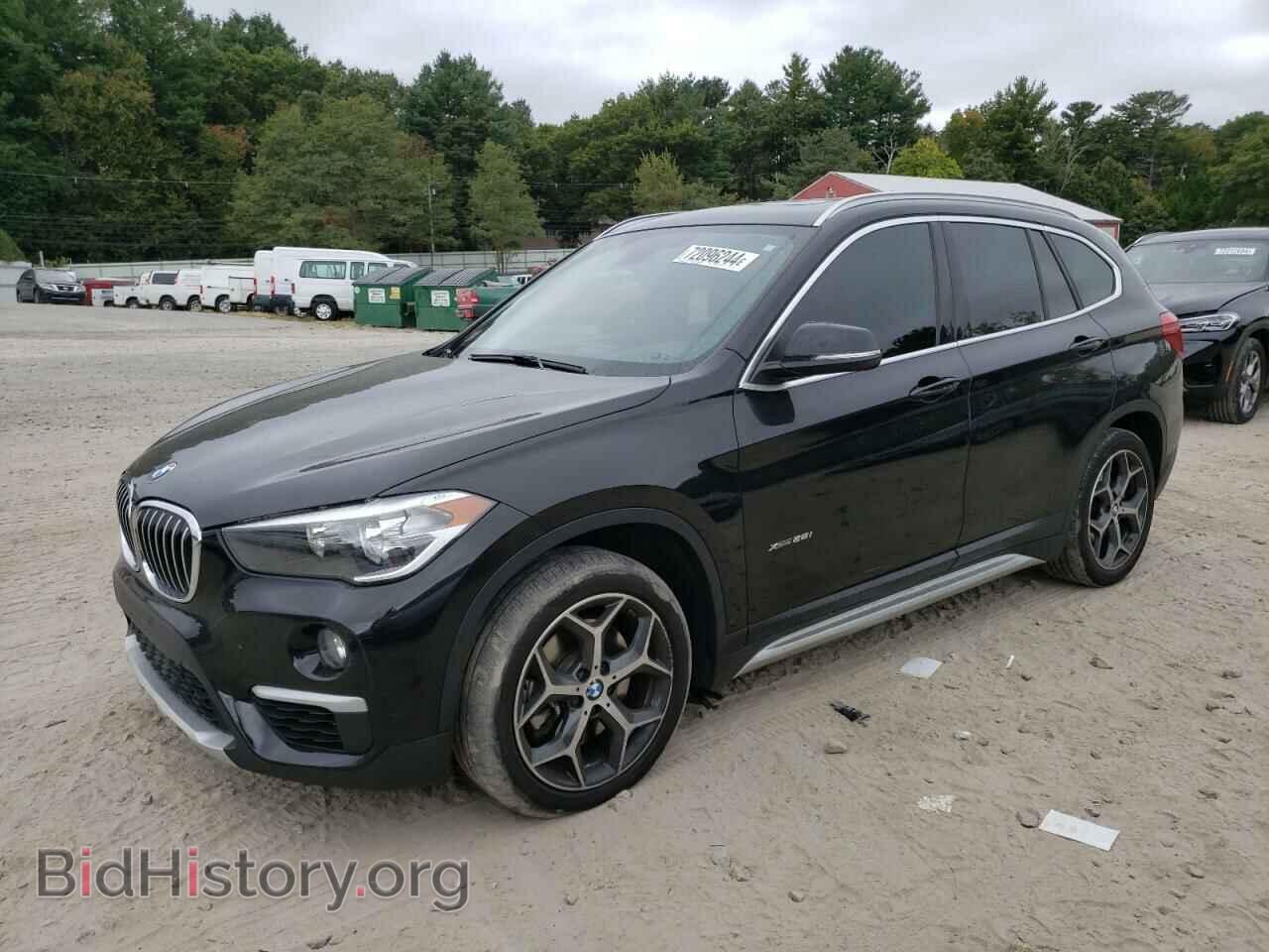 Фотография WBXHT3C33H5F76221 - BMW X1 2017