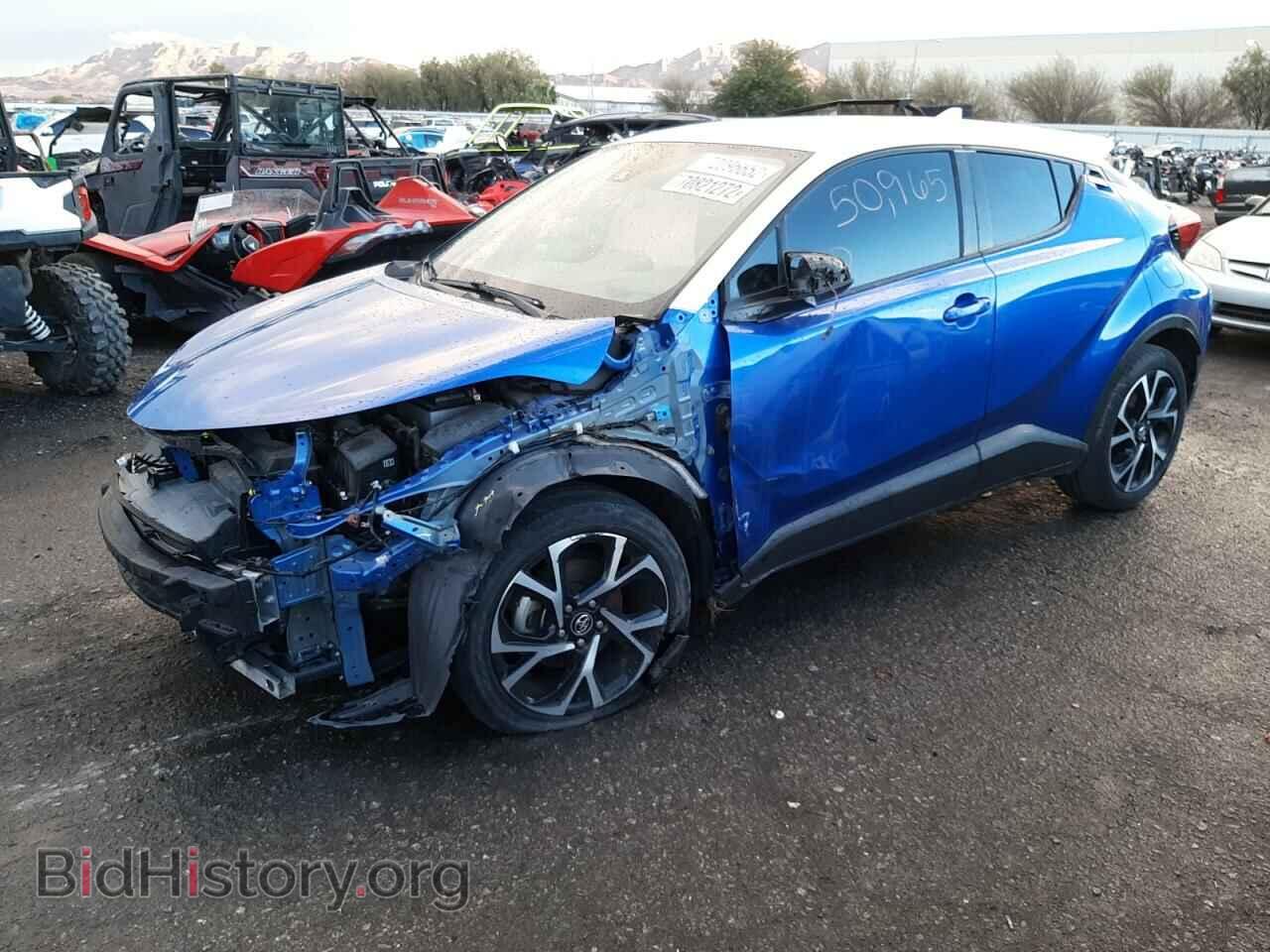 Photo NMTKHMBXXJR011085 - TOYOTA C-HR 2018