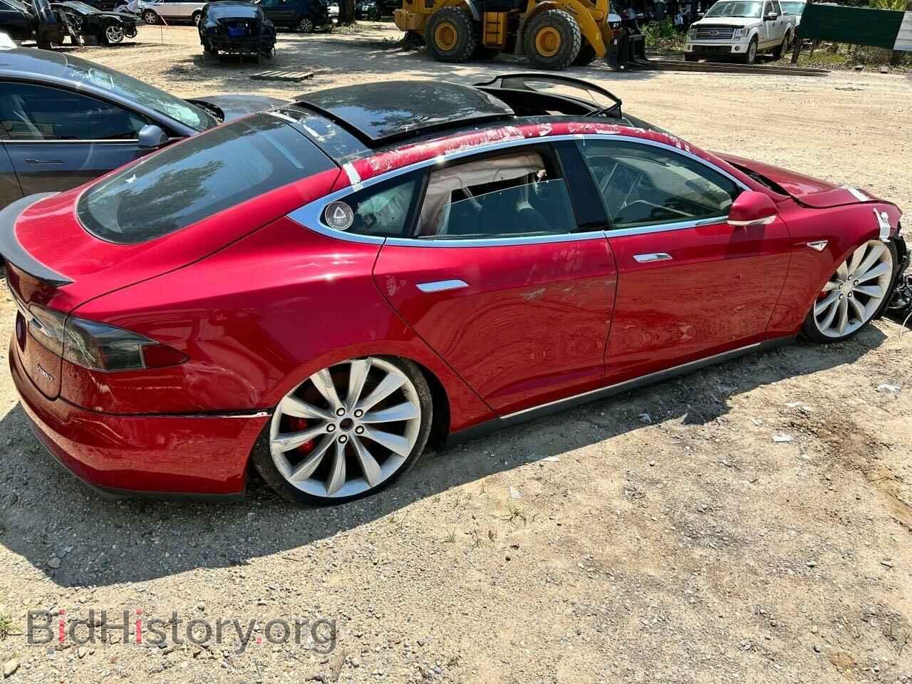 2015 TESLA MODEL S - VIN: 5YJSA1E42FF114101 - Photo 4