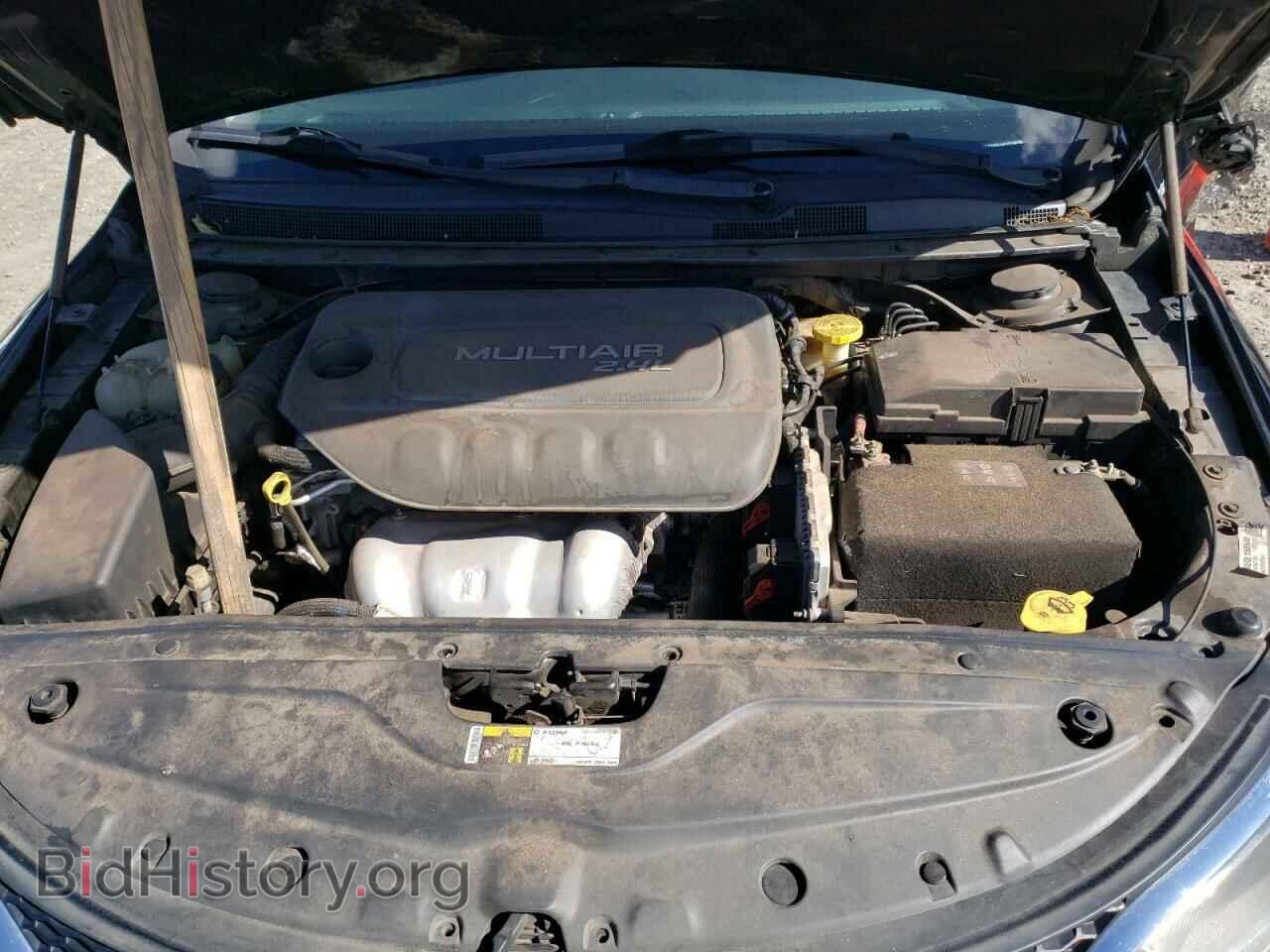 2015 CHRYSLER 200 - VIN: 1C3CCCAB0FN646774 - Фото 11
