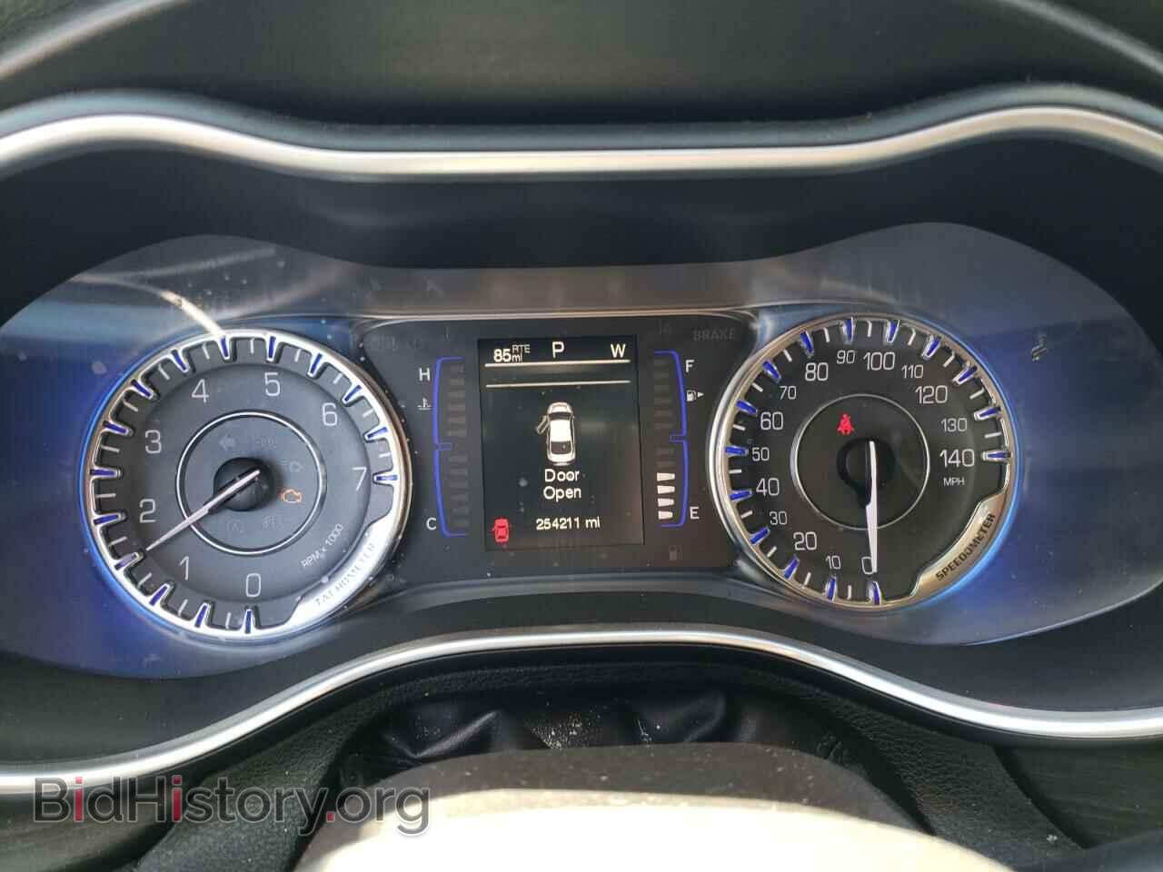 2015 CHRYSLER 200 - VIN: 1C3CCCAB0FN646774 - Фото 9