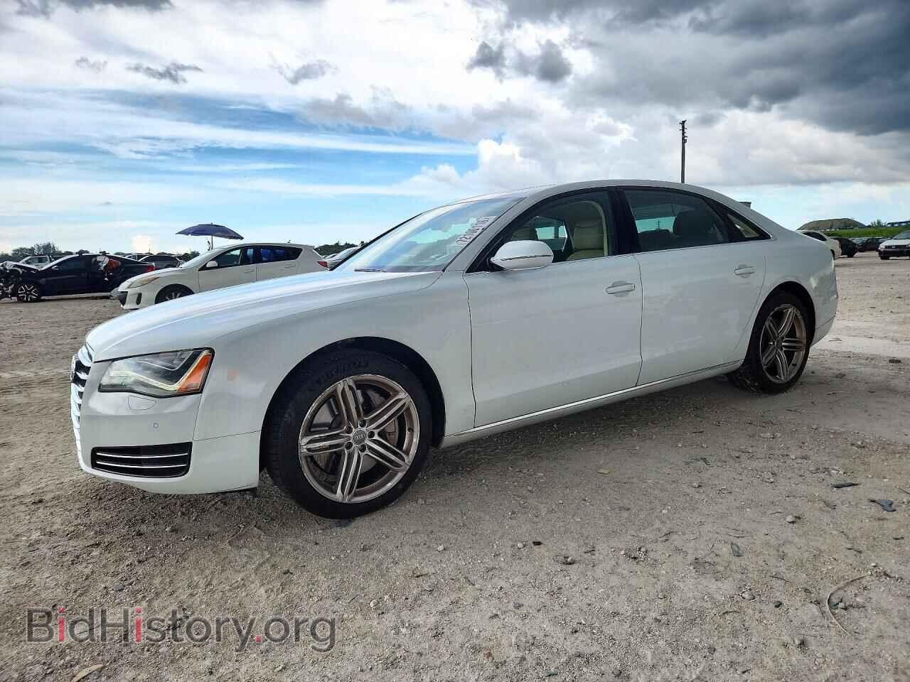 Photo WAUR2AFD6DN008935 - AUDI A8 2013