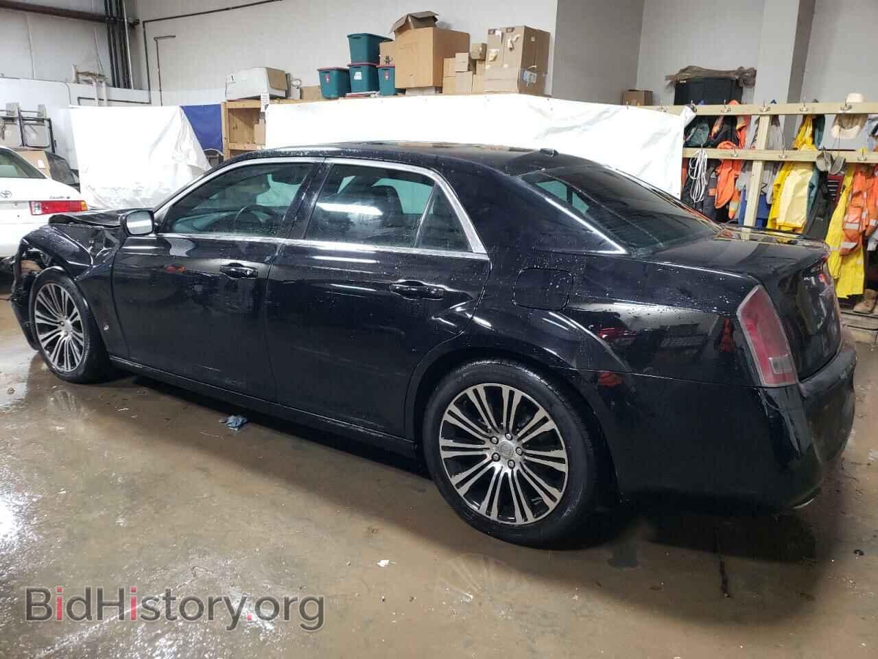 2013 CHRYSLER 300 - VIN: 2C3CCABG0DH709876 - Фото 2