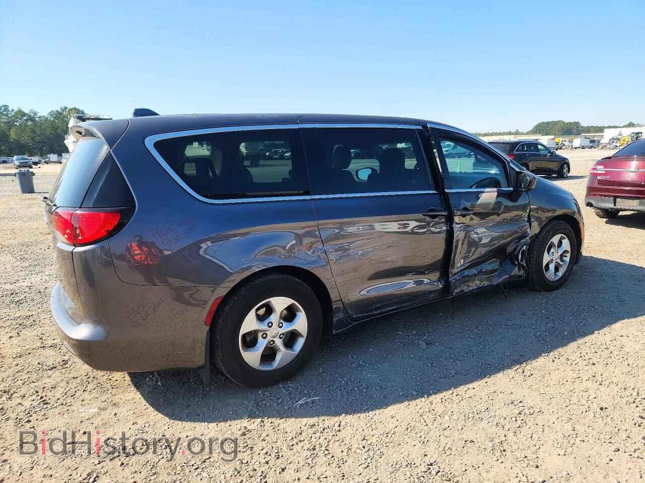 2017 CHRYSLER PACIFICA - VIN: 2C4RC1CGXHR657631 - Photo 3