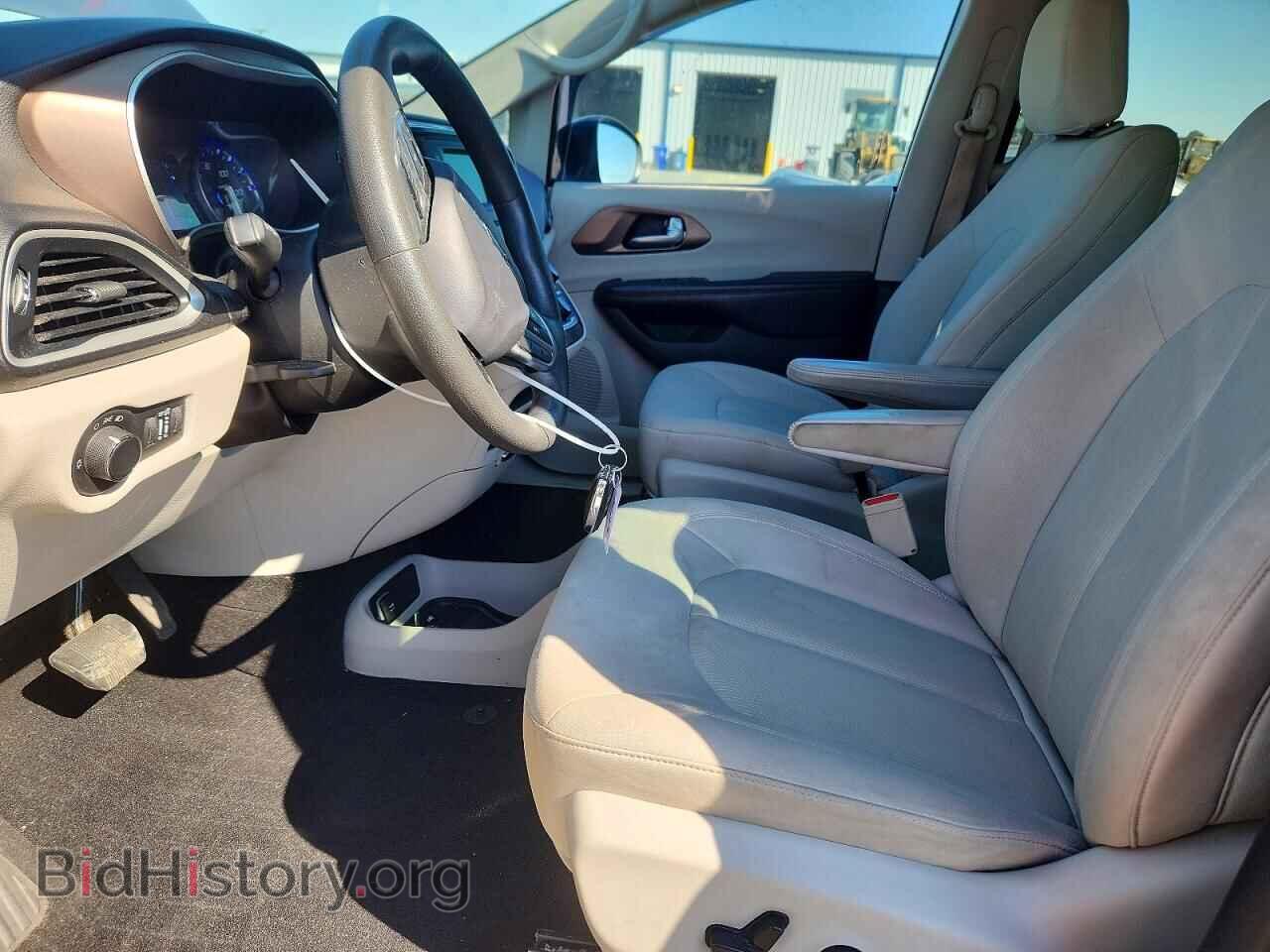 2017 CHRYSLER PACIFICA - VIN: 2C4RC1CGXHR657631 - Photo 7