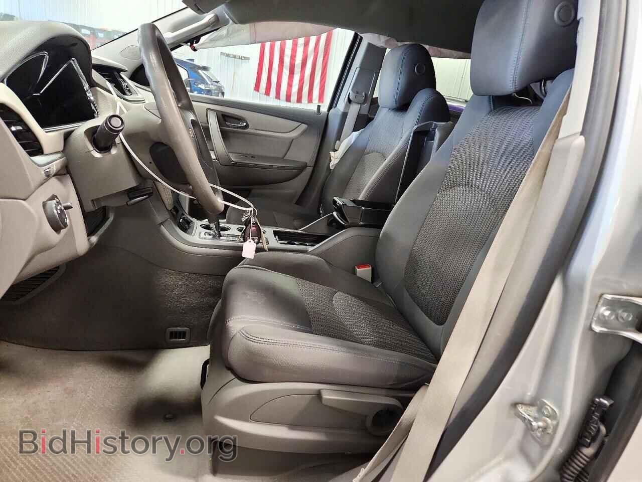 2017 CHEVROLET TRAVERSE - VIN: 1GNKRFED3HJ176356 - Фото 7