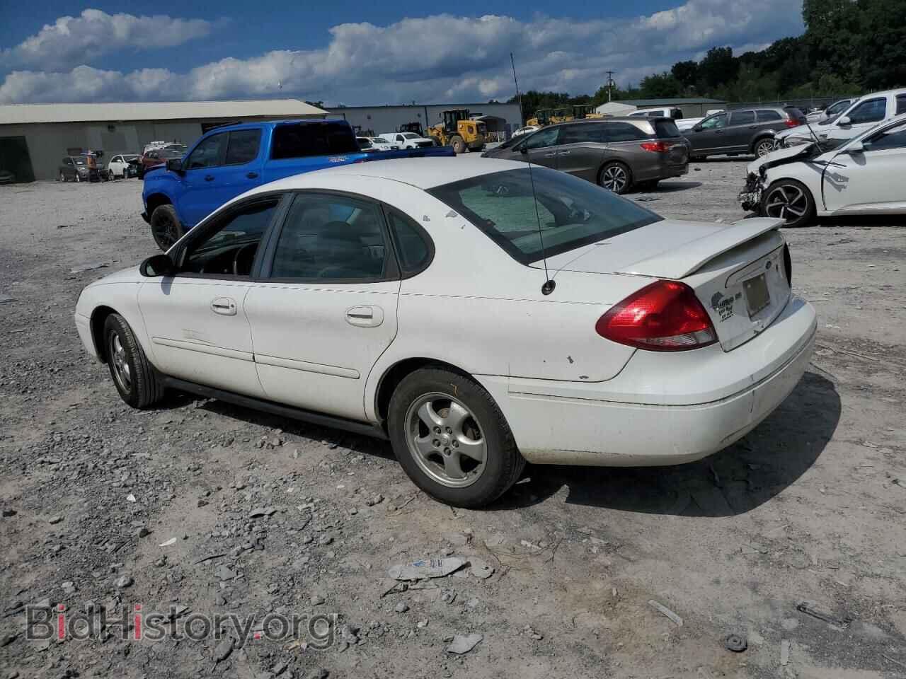 2006 FORD TAURUS - VIN: 1FAFP53U96A200062 - Фото 2