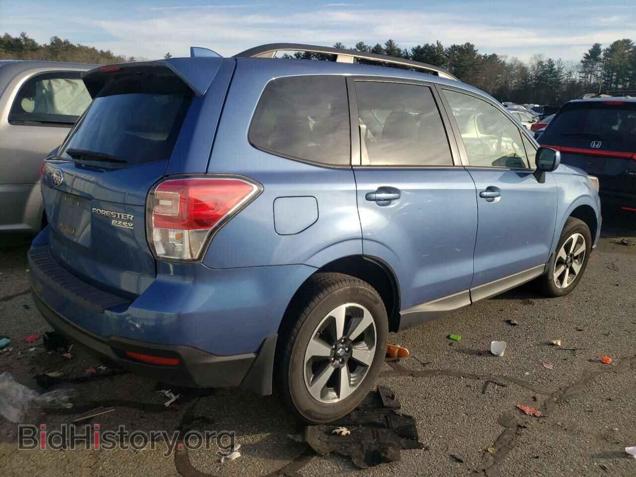 2017 SUBARU FORESTER - VIN: JF2SJAEC1HH472575 - Фото 3