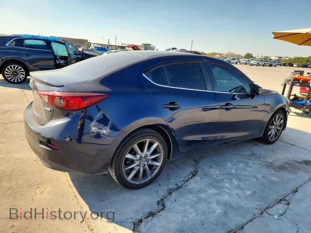 2018 MAZDA 3 - VIN: 3MZBN1V31JM262754 - Фото 3