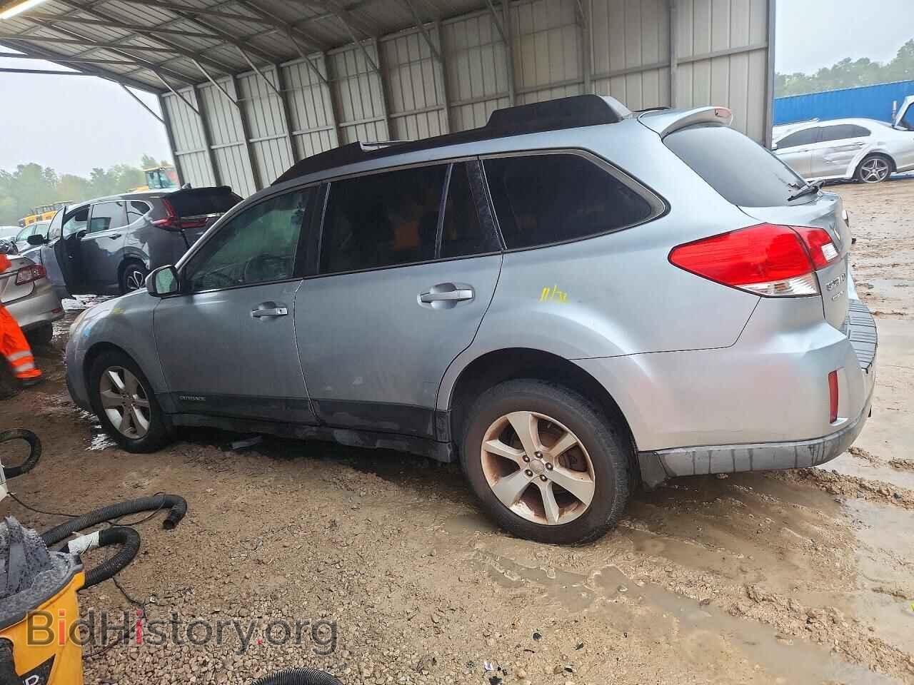 2013 SUBARU OUTBACK - VIN: 4S4BRCBCXD1282957 - Photo 2